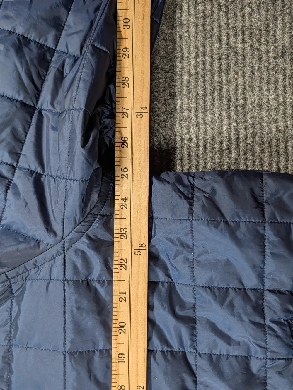 UNTUCKit marston quilted